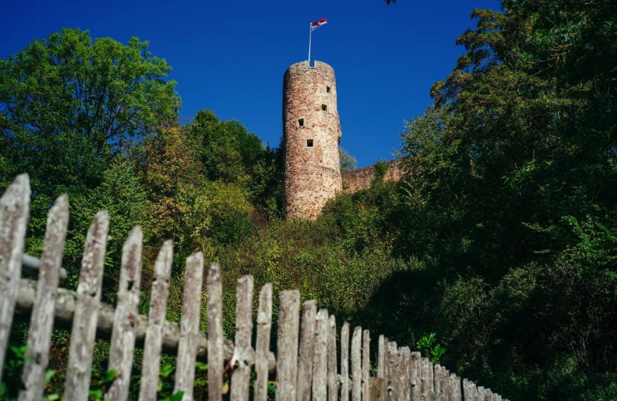 Burgruine Wallenstein, Knüllwald, Germany